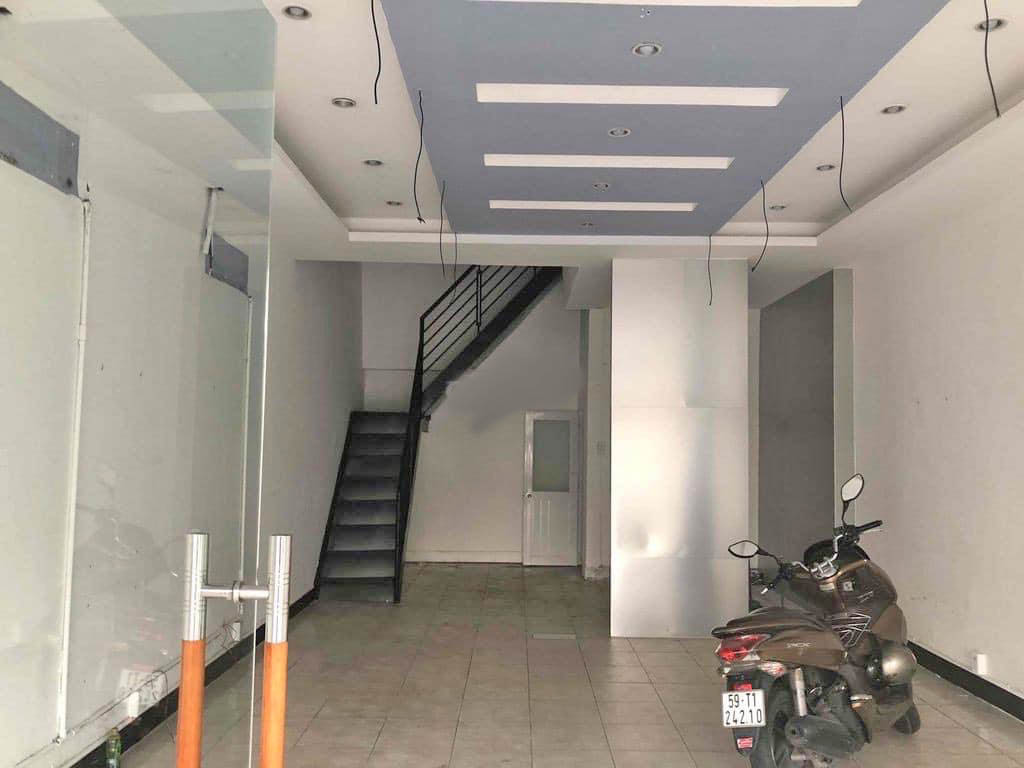 Cho thuê Nguyên căn Nguyễn Văn Cừ,P.Cầu Kho, Q.1